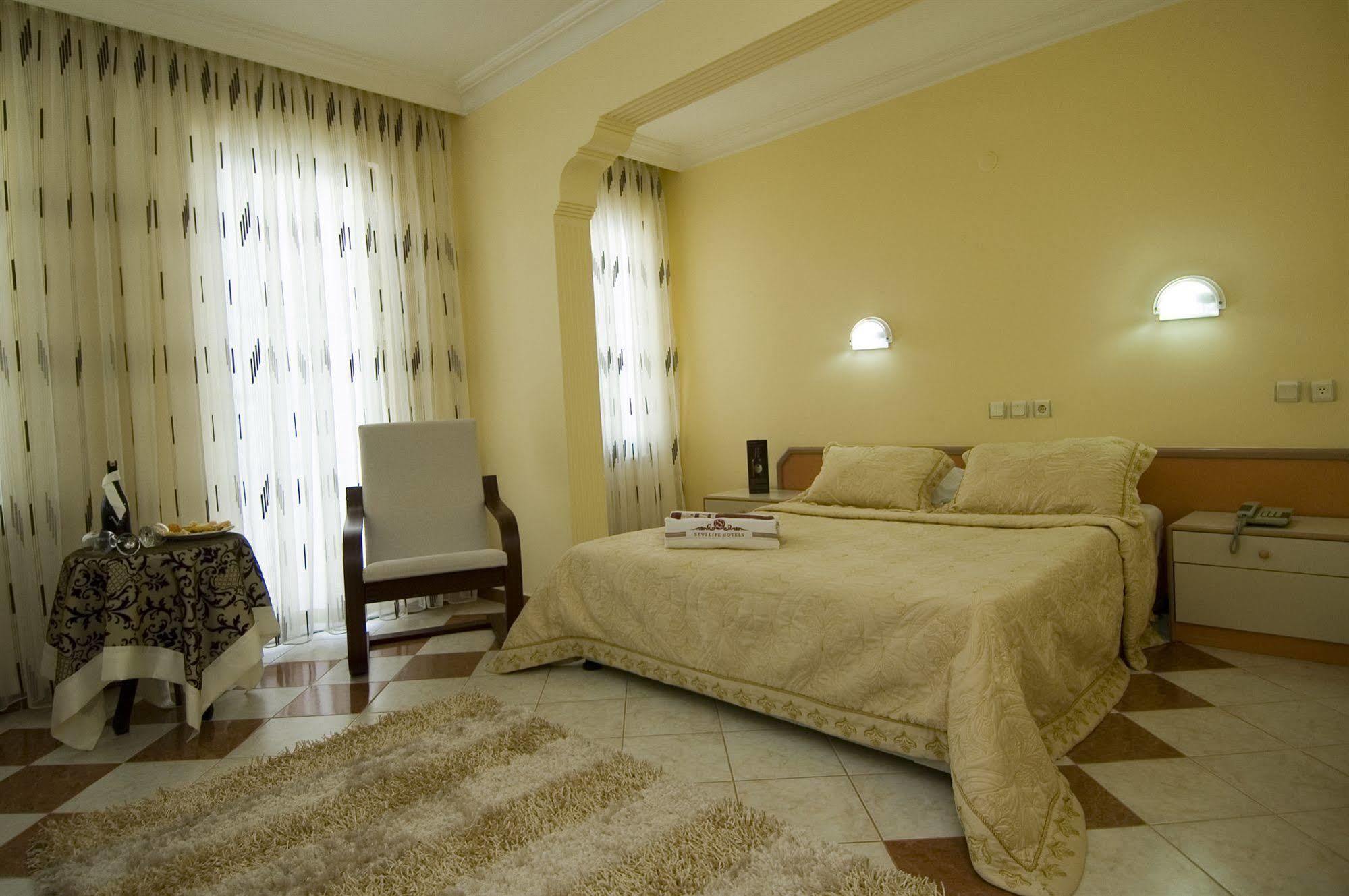 Sevi Classic Hotel Fethiye Exterior photo