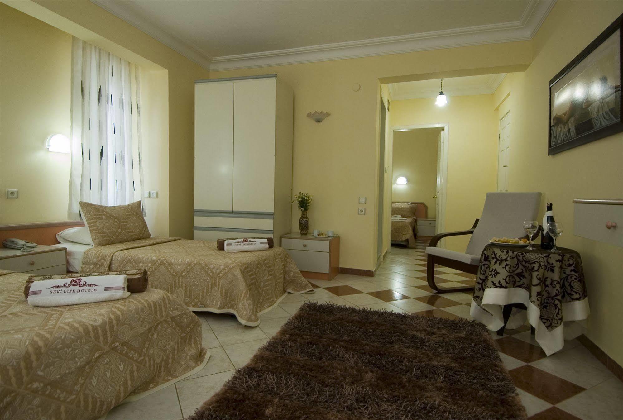 Sevi Classic Hotel Fethiye Room photo